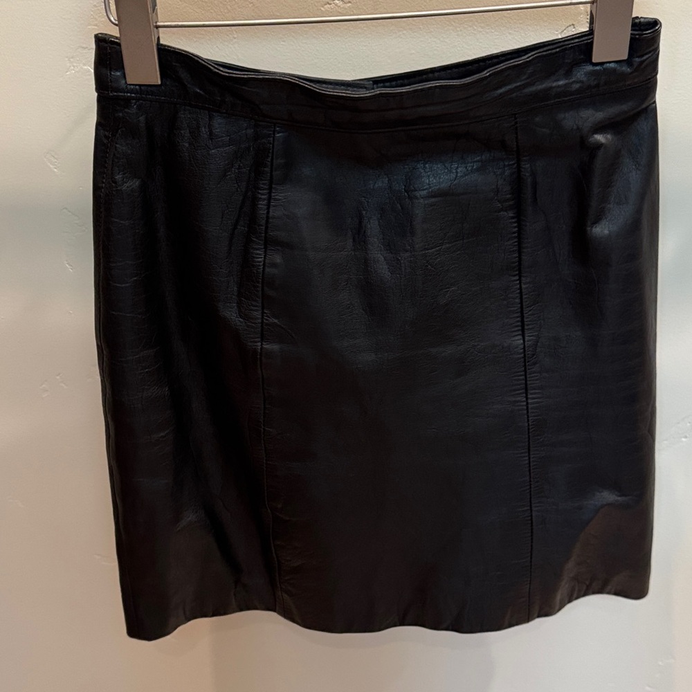 Sleek Black 100 Percent Leather Mini Skirt